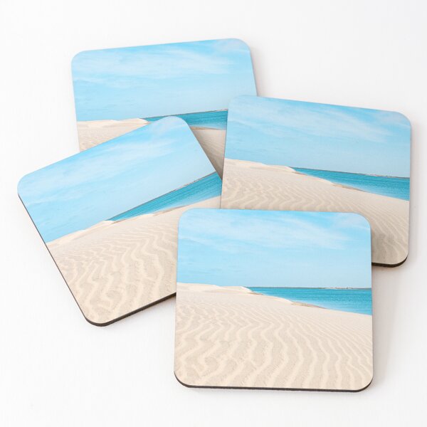 Aperçu de l'œuvre Belle plage de sable d'été, vacances tropicales créée et vendue par newburyboutique.