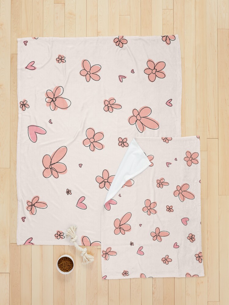 Alternate view of Heartstopper flowers and hearts mix (pink) Pet Blanket