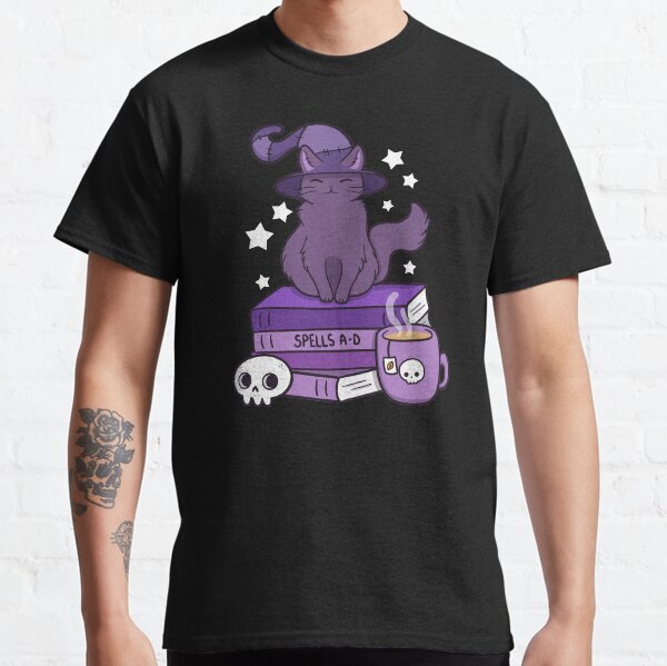 Feline Familiar 02 // Black Classic T-Shirt