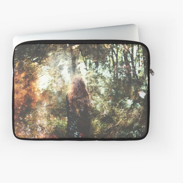 Des Contrées Verdoyantes Laptop Sleeve