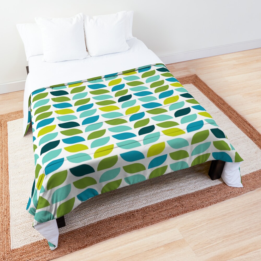 Geometric Pattern: Leaf: Spring Comforter