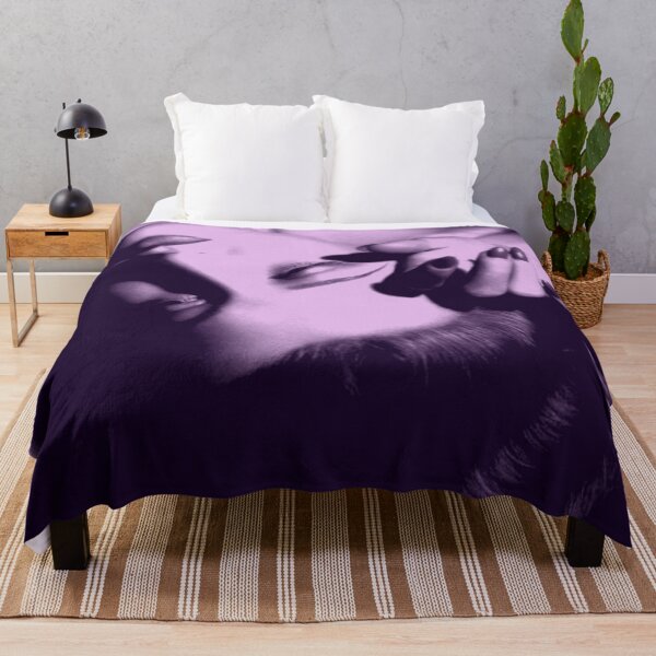 Item preview, Ann Sheridan en violeta designed and sold by carmencuarzo.