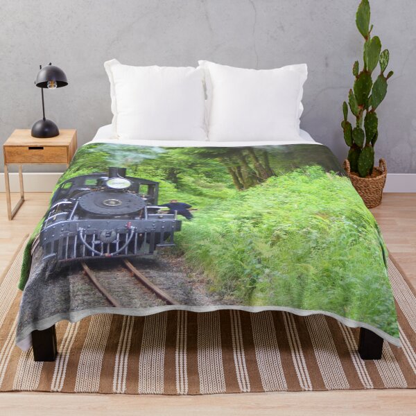 Item preview, Motor de tren de vapor galés designed and sold by FranWest.