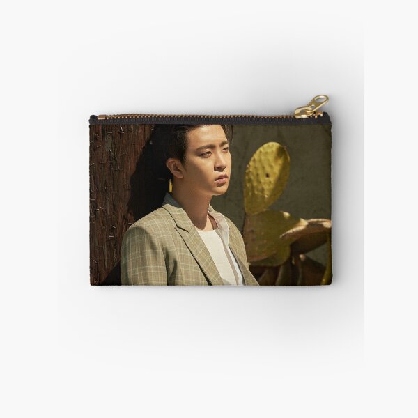 Aperçu de l'œuvre YOUNGJAE - 7 pour 7 créée et vendue par yeongwonhikpop.