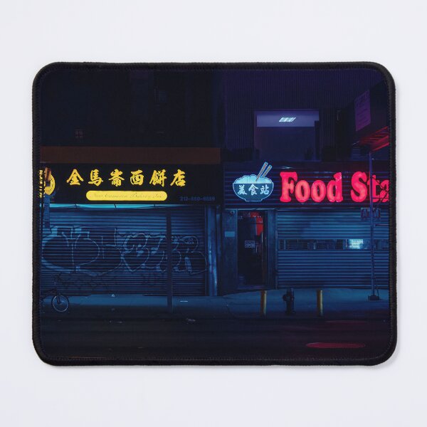 Aperçu de l'œuvre Food Station - Photographie de rue de nuit à New York créée et vendue par Anthonypresley.