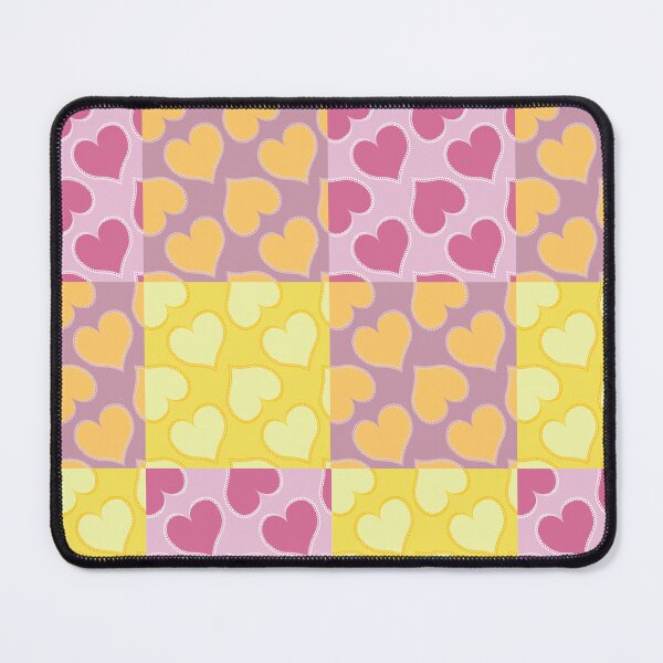 Artikelvorschau, Niedliches buntes Herz-Patchwork entworfen und verkauft von Wowmelowwshop.
