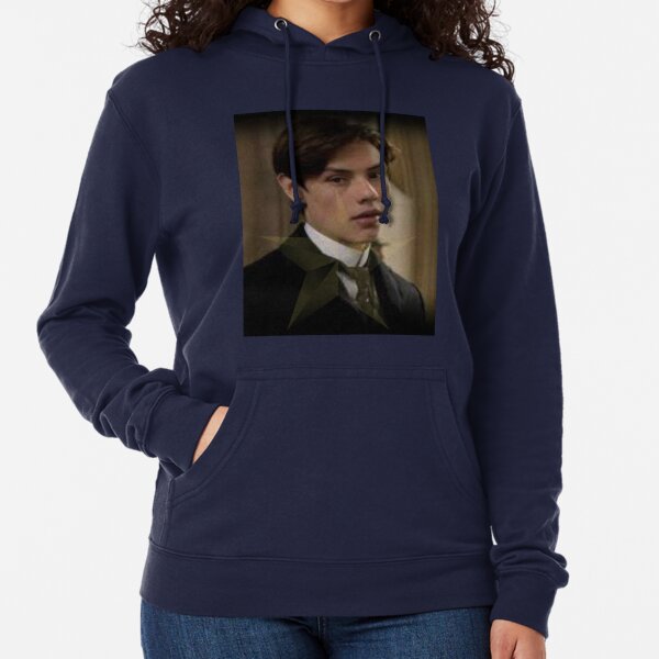 The hot actor louis partridge shirt, hoodie, sweater, long sleeve