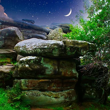 Artwork thumbnail, The Moon Rocks by BritishYank