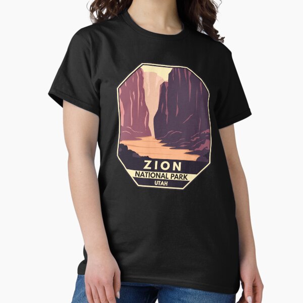 Vista previa del artículo con la obra «Parque Nacional Zion The Narrows Minimal Retro Emblem», diseñado y vendido por KrisSidDesigns.