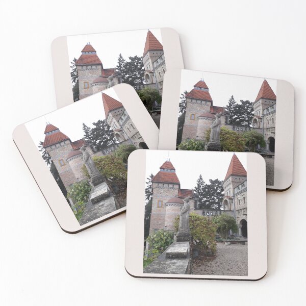 Item preview, Castle, courtyard and statue designed and sold by Tervezek.