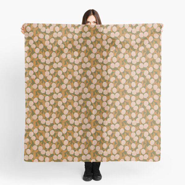 Tiger Allysum on Locust Green Scarf
