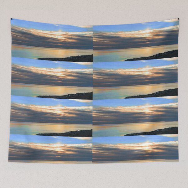 Artikelvorschau, Unheilvoller Sonnenuntergang entworfen und verkauft von Tootalled Photography .