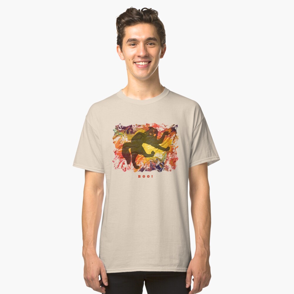 BOO! HALLOWEEN SCARY CAT Classic T-Shirt