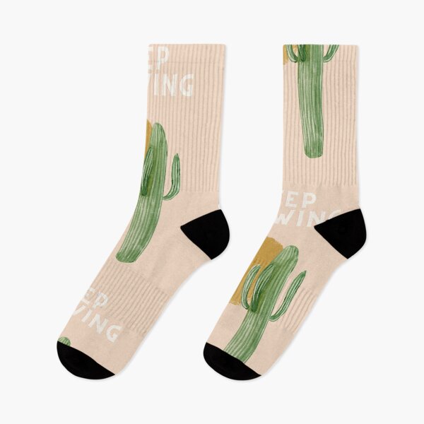 Artikelvorschau, Yoga-Baum-Pose mit einem Saguaro, wachsen Sie weiter entworfen und verkauft von BohemiWANDERS.