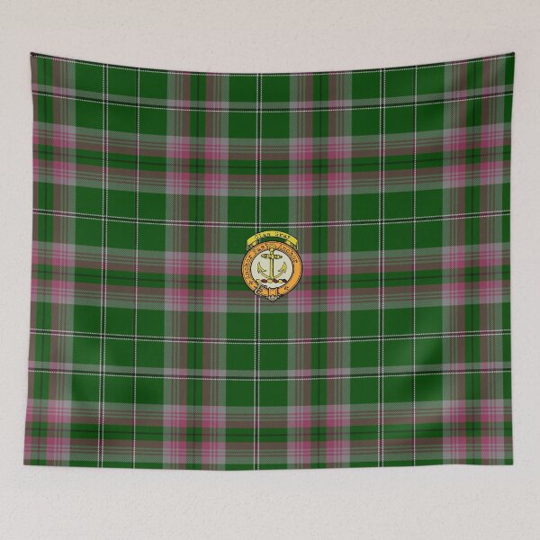 Artikelvorschau, Grauer schottischer Tartan und Wappen entworfen und verkauft von BagTown Clans.