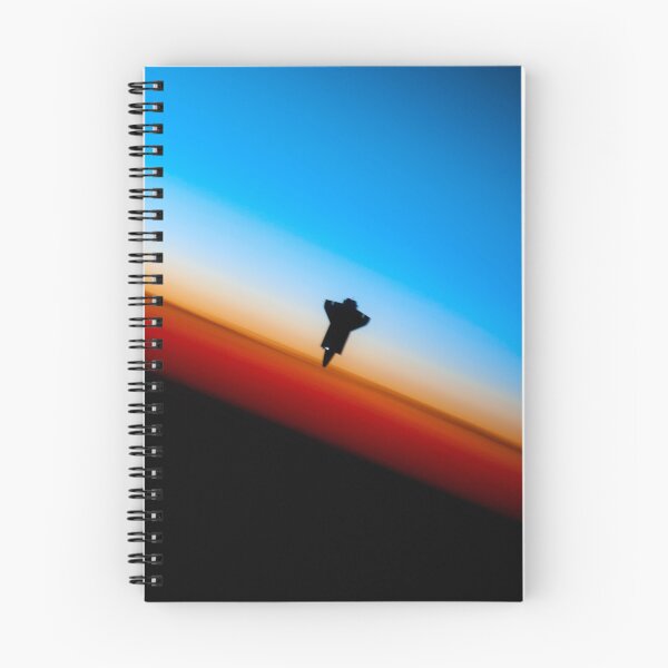 Aperçu de l'œuvre Navette au coucher du soleil créée et vendue par Space Prints.