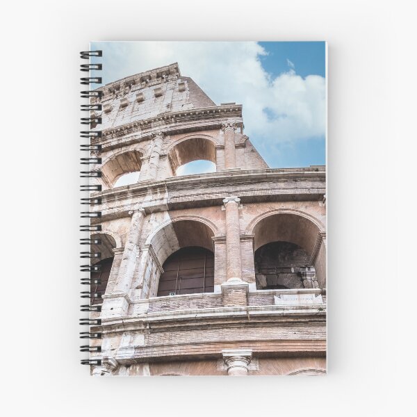 Artikelvorschau, Kolosseum in Rom - Roma, Italien. Die berühmteste italienische Sehenswürdigkeit am blauen Himmel entworfen und verkauft von Paolo Modena Photography - Fine Italian Art.