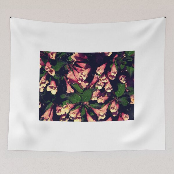 Item preview, cluster designed and sold by kpccrafty.