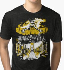 Angriff auf Mond - Alien Advance Vintage T-Shirt