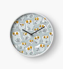 Snowy Owls pattern (Bubo scandiacus) Clock