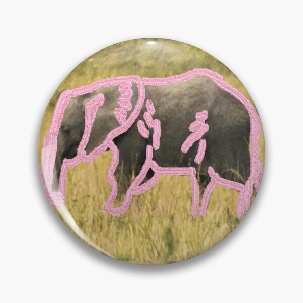 Artikelvorschau, Elefantenbaby im Feld, rosa markiert entworfen und verkauft von Cowboy Folly.