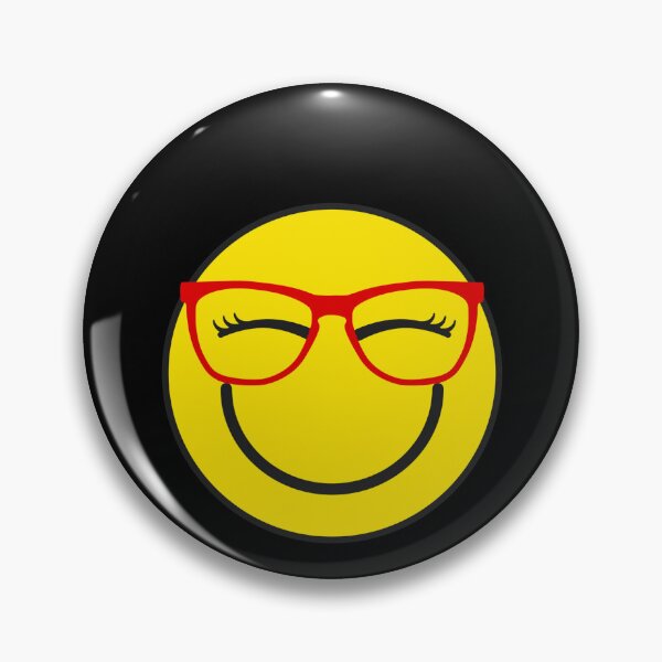 Artikelvorschau, Nerd Smile Face Emoticon Eyeglasses Girl Nerd Smile Face Gear entworfen und verkauft von DynamicDesign.