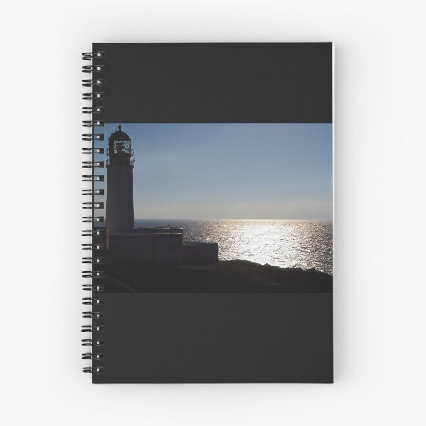 Artikelvorschau, Rua Reidh 1908 Stevenson Leuchtturm Melvaig West Highland Schottland entworfen und verkauft von OBTImaging.