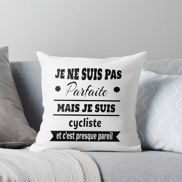 Aperçu de l'œuvre Copie de Pas parfaite mais cycliste vélo humour créée et vendue par la-petite-folie.