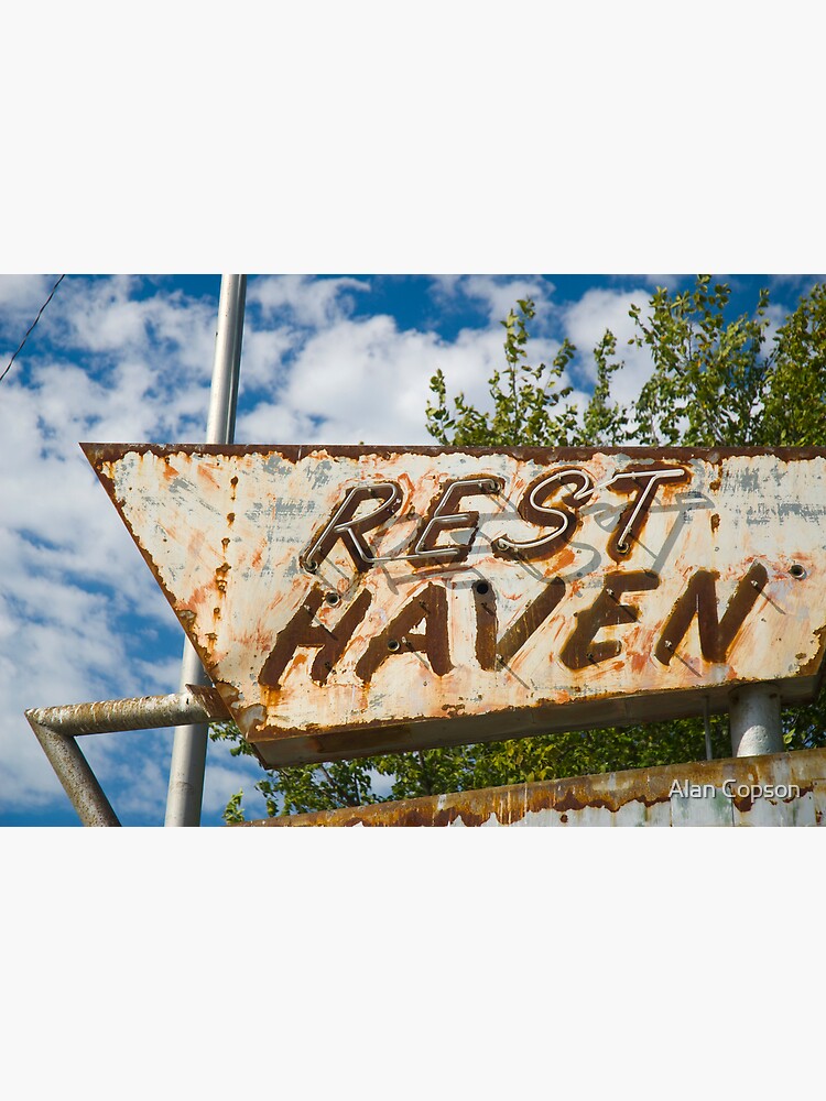 Route 66. Afton. Old Rest Haven Motel sign. (Alan Copson © 2007) by AlanCopson