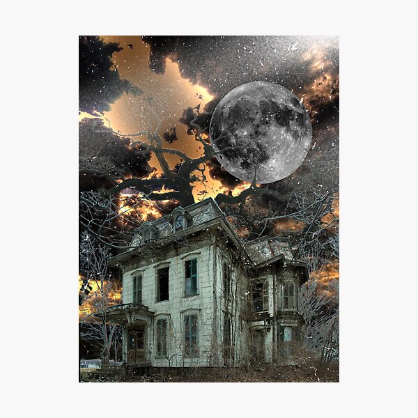 Haunt Photographic Print