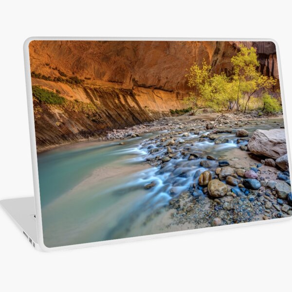 Vista previa del artículo con la obra «Virgin Narrows of Zion», diseñado y vendido por Pierre Leclerc Photography.