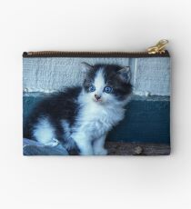 Schwarz + Weiß Kätzchen Studio Clutch