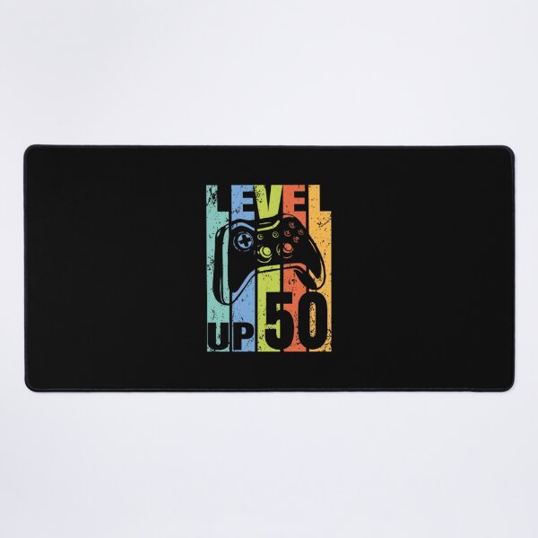 Artikelvorschau, Gamer Level up 50 als Geschenk zum 50. Geburtstag entworfen und verkauft von hayallcascoes.