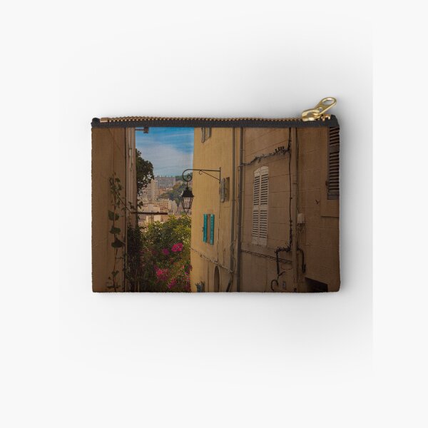 Aperçu de l'œuvre Panier ensoleillé créée et vendue par BigBadJogr.