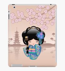 Japanische Keiko Kokeshi Puppe iPad-Hülle & Klebefolie