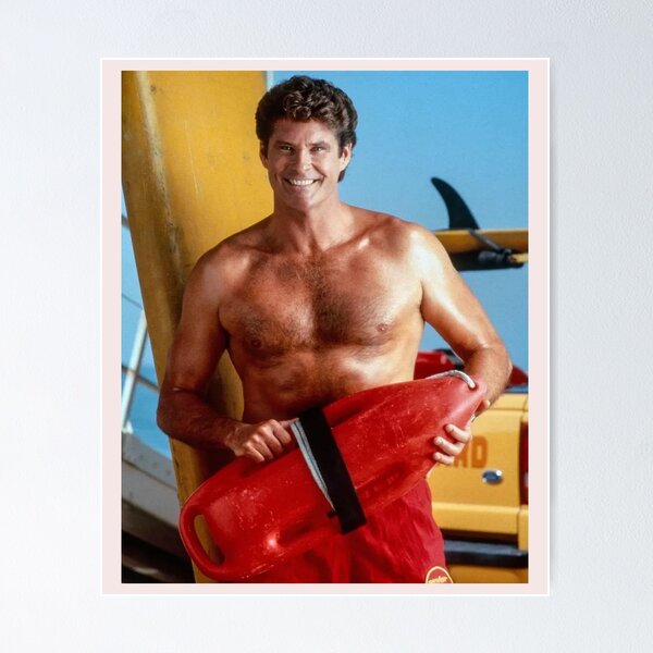 David Hasselhoff posa en un póster de disfraz de socorrista