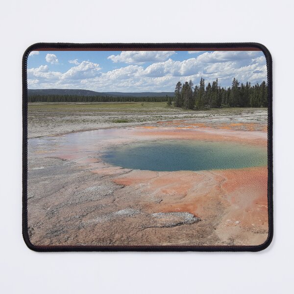 Artikelvorschau, Kristallquellen, Yellowstone entworfen und verkauft von Adam Burpo.