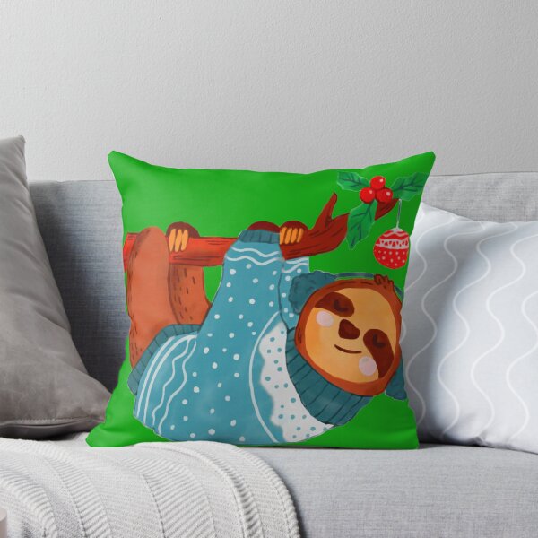 Artikelvorschau, #ChristmasChillMode Süßes, einfaches Faultier im blauen Weihnachtspullover hängt auf einem Mistelbaum ab entworfen und verkauft von MooriNjogu.