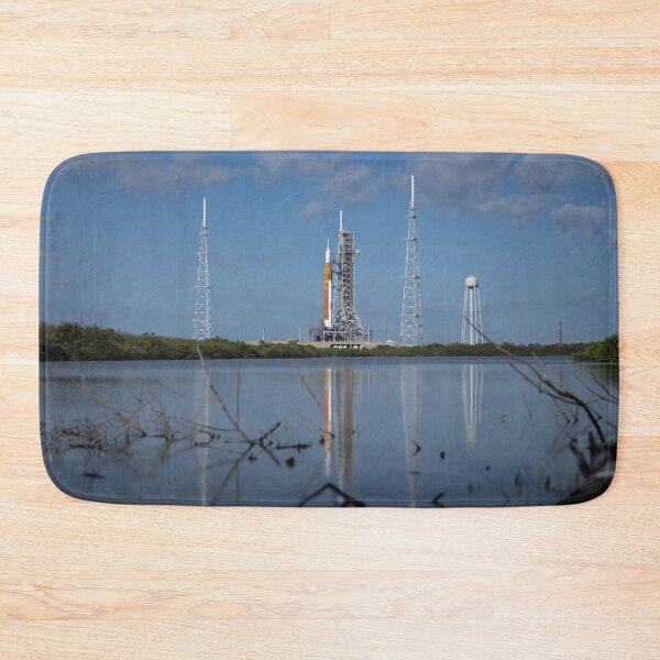 Item preview, Artemis I SLS rocket on the pad designed and sold by Star-Citizen.