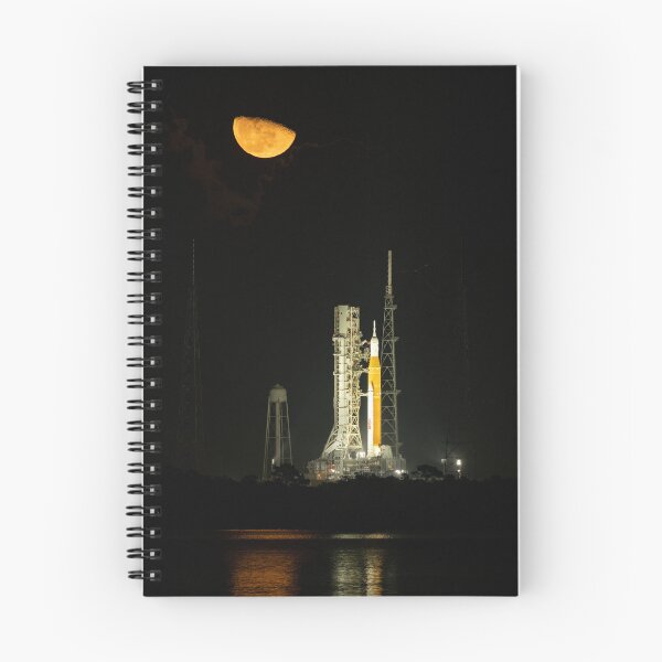 Item preview, Artemis I with the moon designed and sold by Star-Citizen.