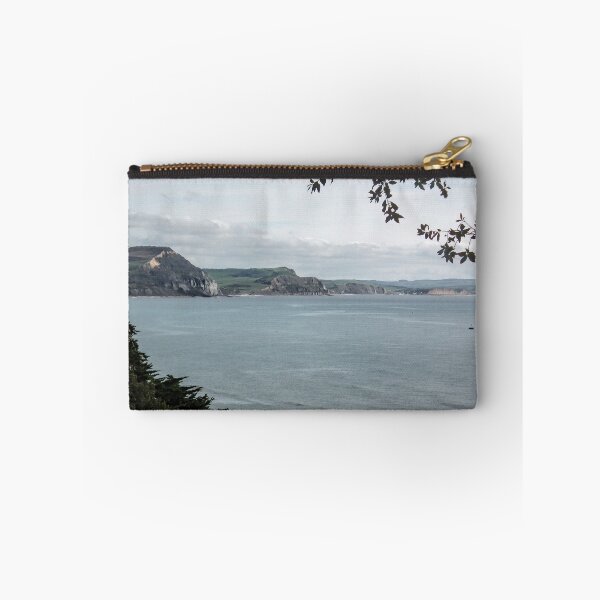 Aperçu de l'œuvre Vue depuis le jardin ........ Lyme Regis Dorset UK créée et vendue par lynn carter.