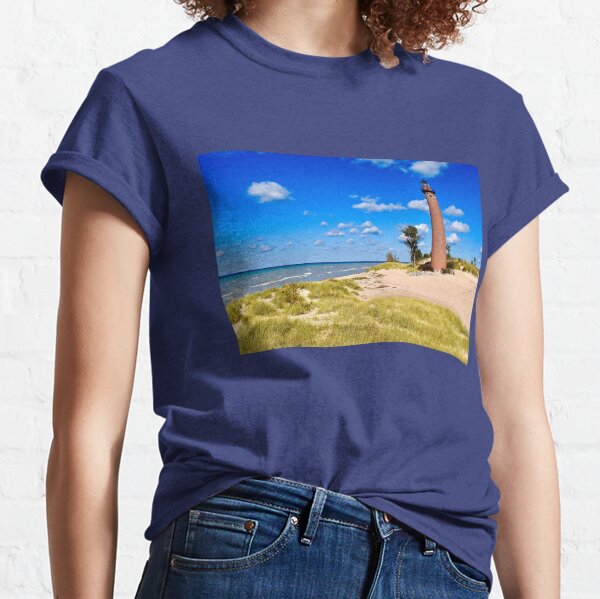 Petite Pointe Au Sable Lighthouse Classic T-Shirt