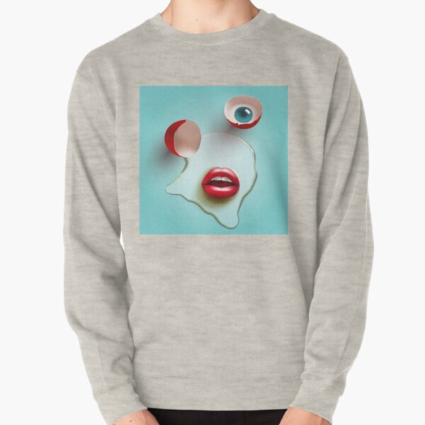3d egg with red lips and blue eye Pullover Sweatshirt