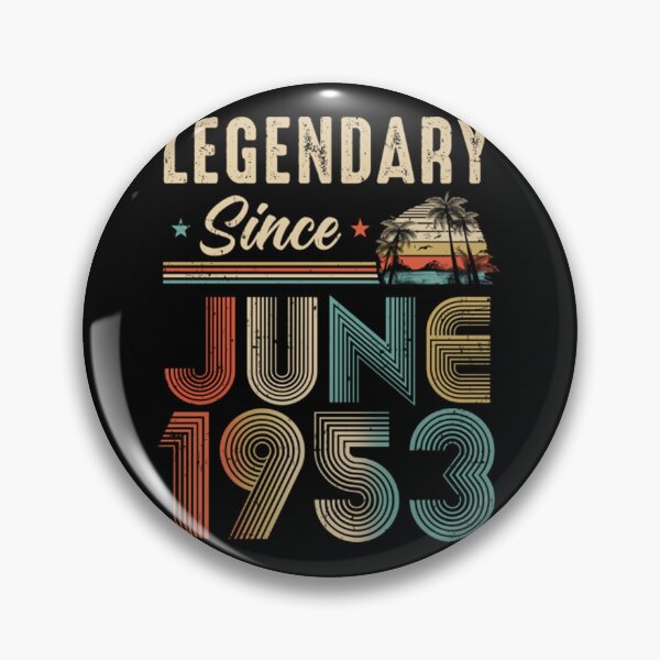 Artikelvorschau, 70 Jahre alt Legendär seit Juni 1953 70. Geburtstag T-Shirt entworfen und verkauft von IanMathol.