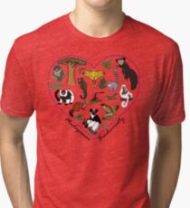 Madagascar Biodiversity Heart Vintage T-Shirt