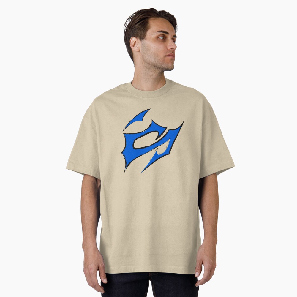 Aperçu de l'œuvre T-shirt oversize créée et vendue par zehel.