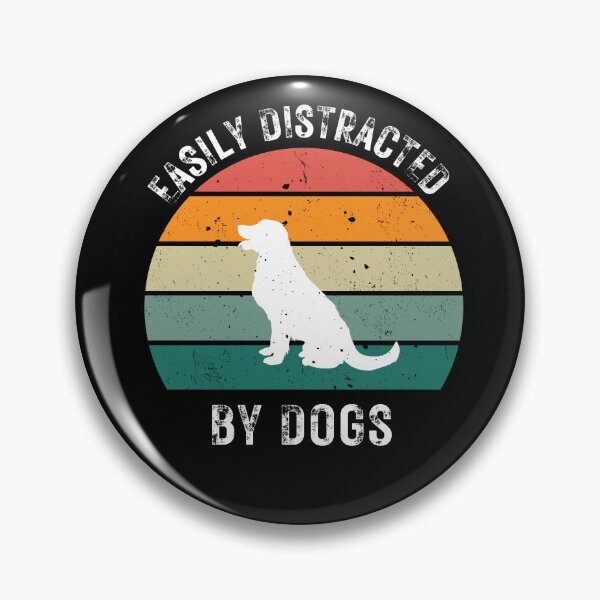 Aperçu de l'œuvre Facilement distrait par les chiens style rétro vintage créée et vendue par Dewlangrial.