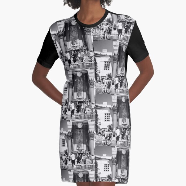 Hollywood Mann's Chinese Theater Graphic T-Shirt Dress