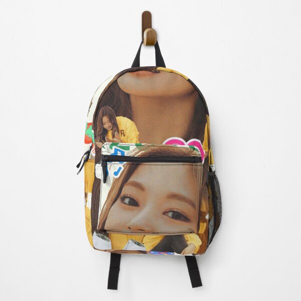 Artikelvorschau, Tzuyu Hello Aesthetic Magazine Fashion Cover 90er Jahre Kawaii Y2k entworfen und verkauft von spectresisters.