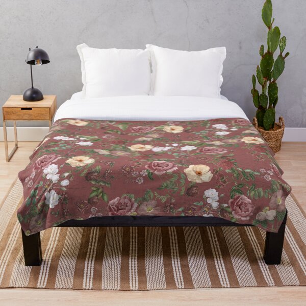 Item preview, Diseño de cabaña floral vintage designed and sold by luckymooninc.